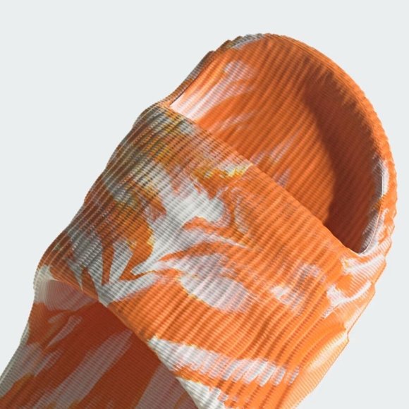 ADIDAS ADILETTE 22 SLIDES Sandals - Orange/Off White - IE7724 - Men\'s Size 11 main image 7